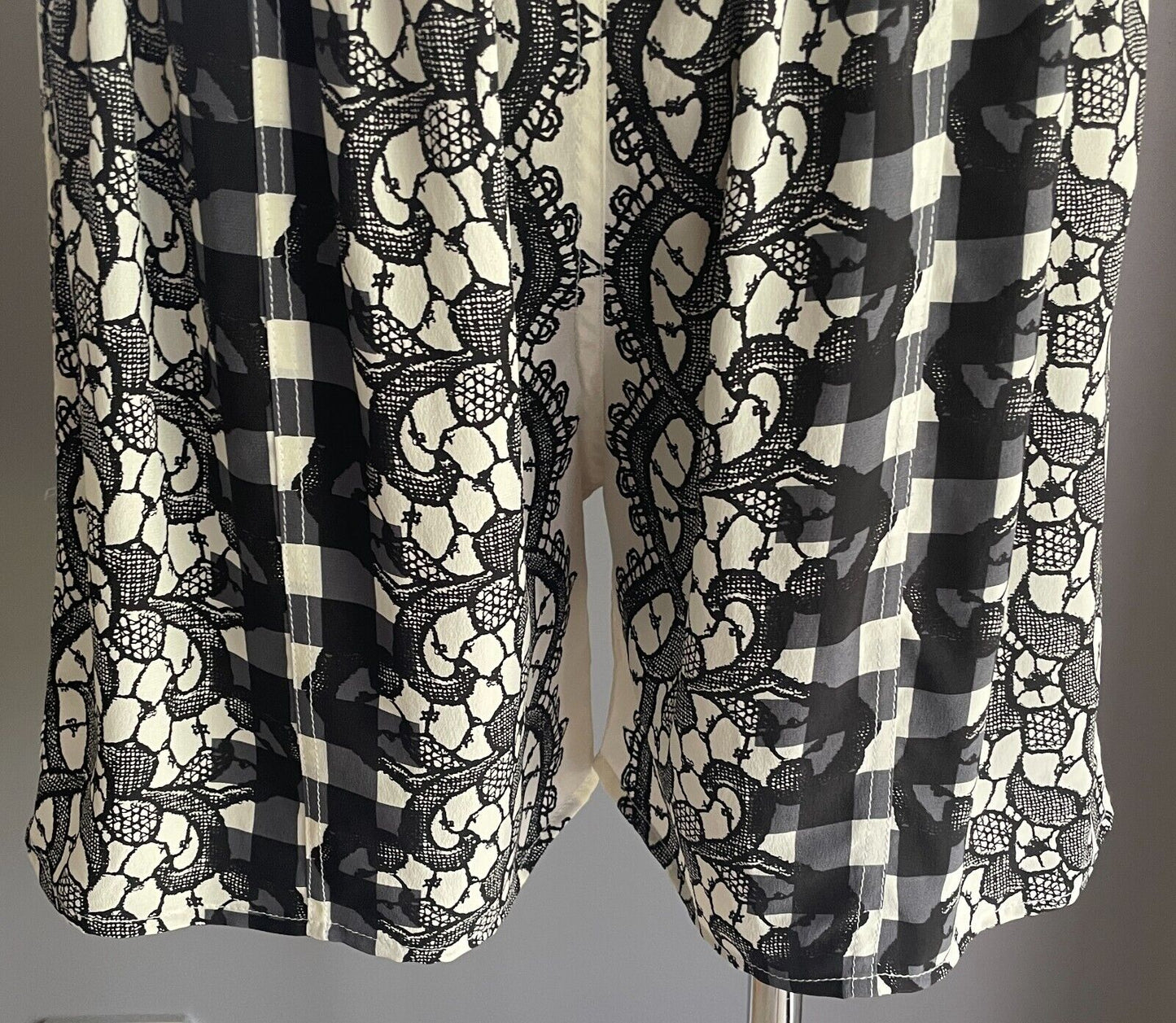SILK SHORTS Elastic Waist Black Cream Grey Floral Lace & Check Print Size 10