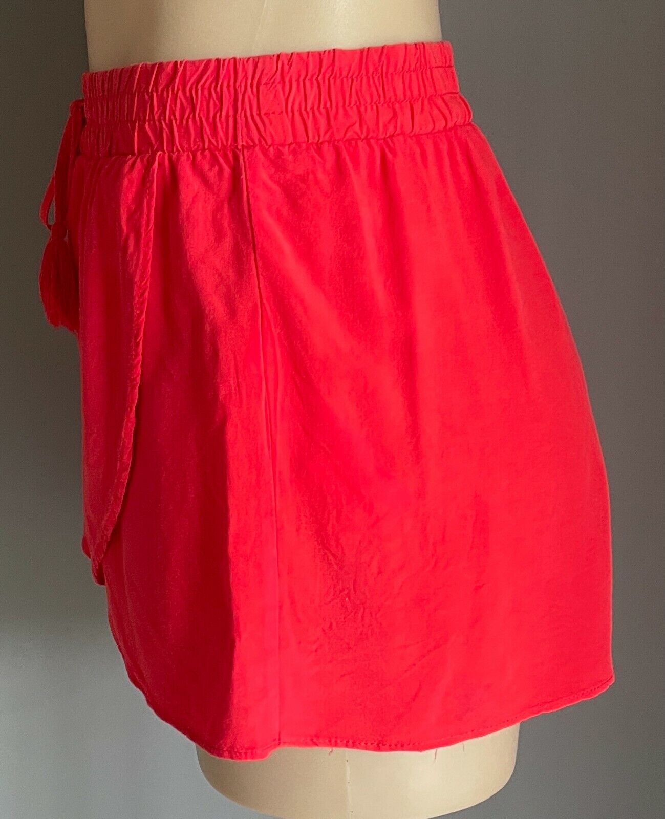 COTTON ON Shorts Red Elastic Waist Double Layer Petal Hem Ladies Size 10 NEW