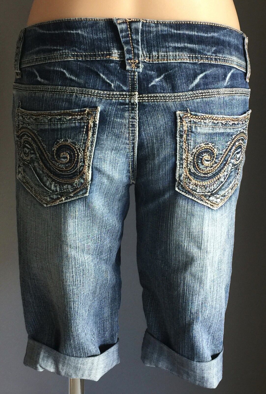 MOSSIMO SUPPLY CO Shorts Hipster Blue Denim  Skinny Long Leg Whiskers Size 9  10