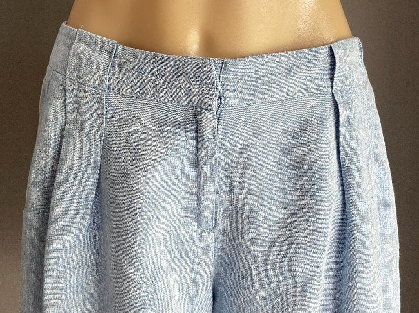 WITCHERY Shorts Light Blue Linen Pleated Size 14 Cuffed Leg Hem Pockets