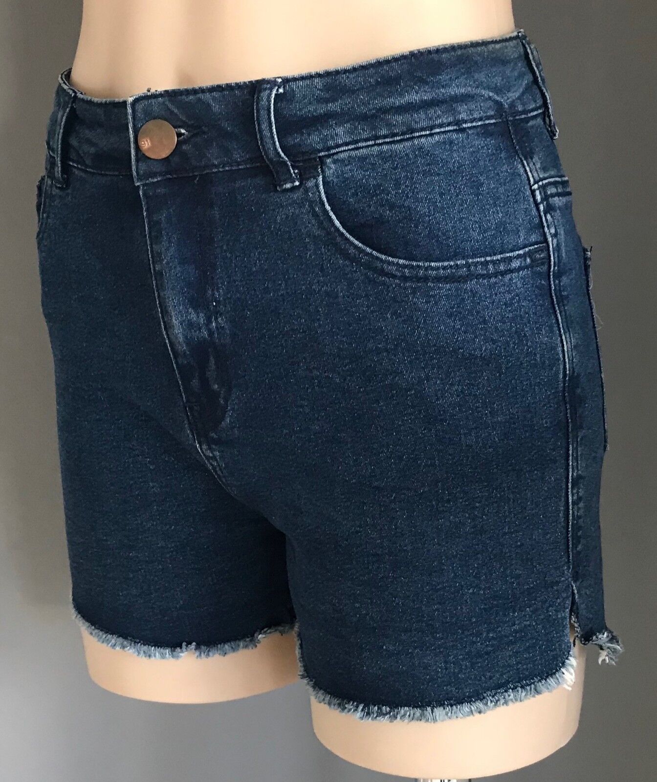 COTTON ON Shorts Blue Denim Stretch w Fray Hem Ladies Size 10 Jeans