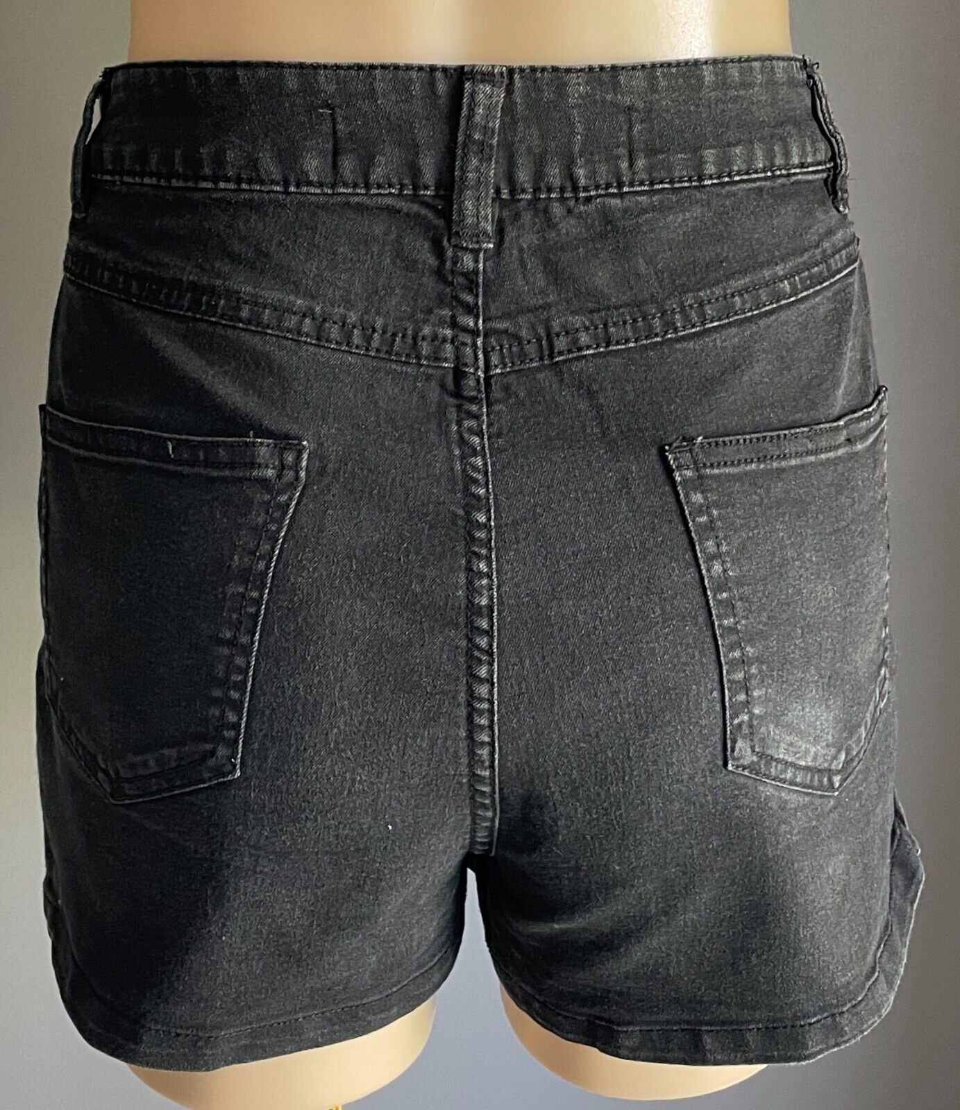 FACTORIE Shorts Black Denim Side Zip Hem Size 12 Stretch 5 Pocket Cut