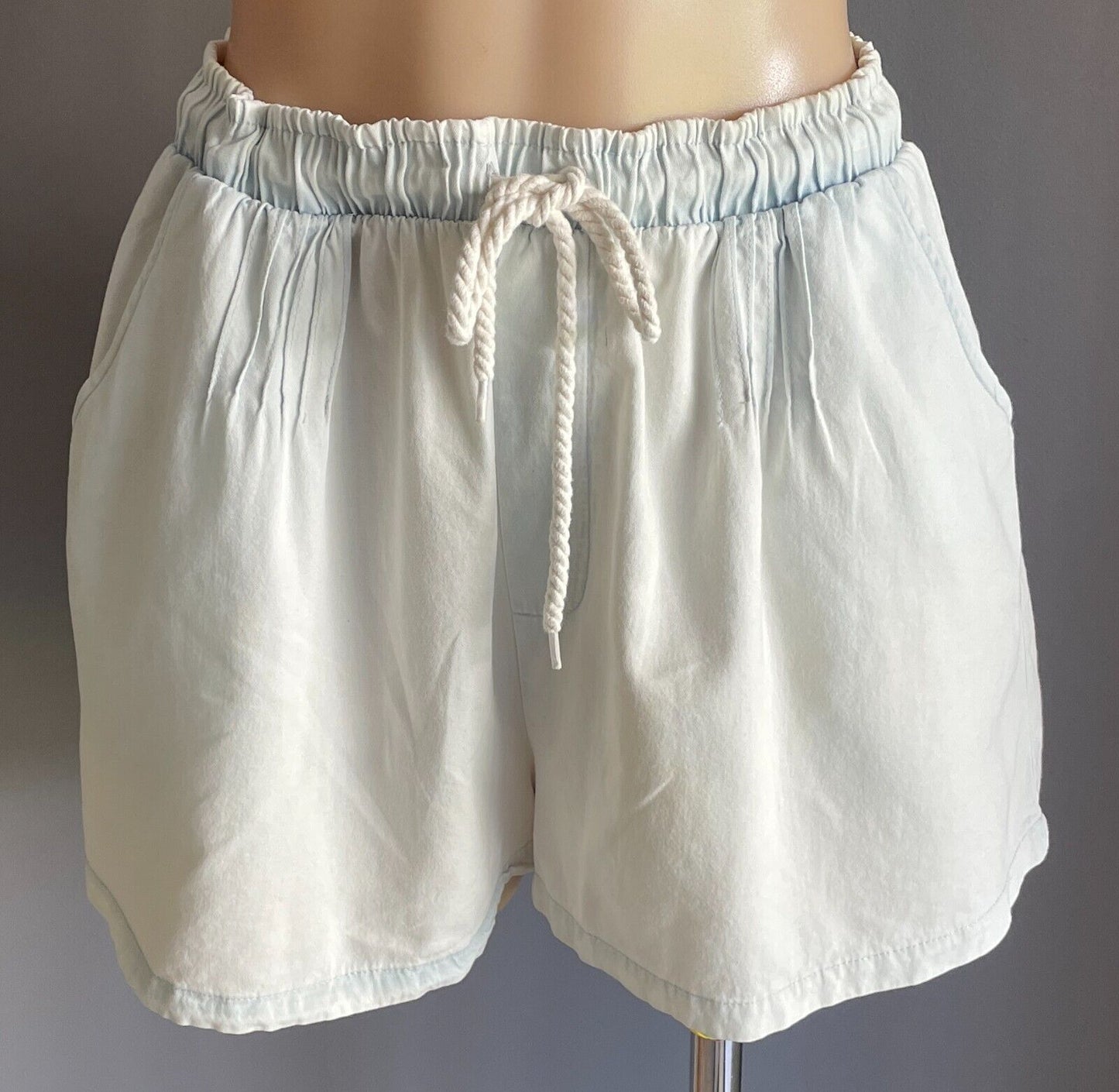 COTTON ON Shorts Elastic Drawstring Waist Faded Chambray Cotton Size 12