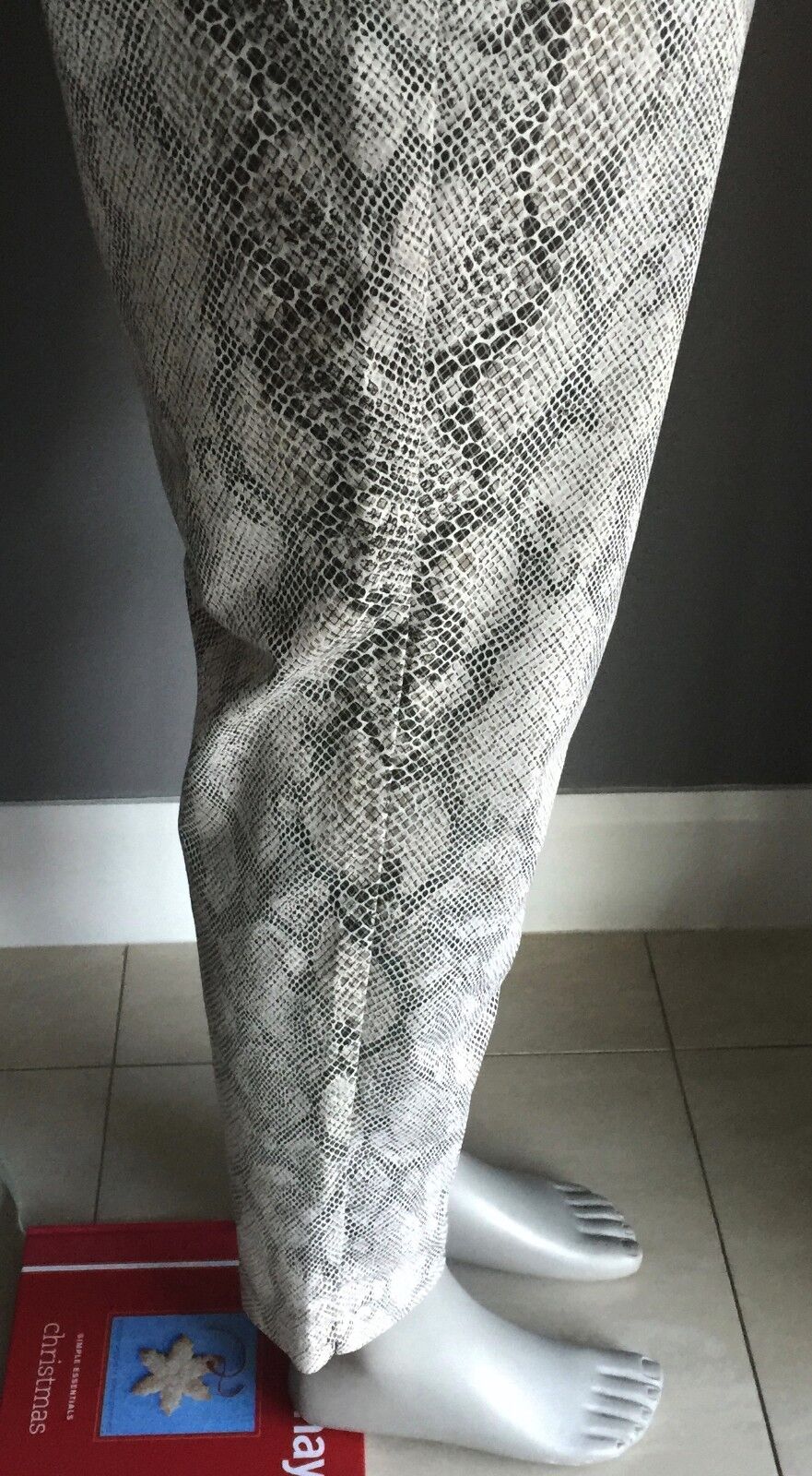 Size 16 Jeans AGENDA WOMAN Pants Python Snake Print Stretch Straight Gorgeous