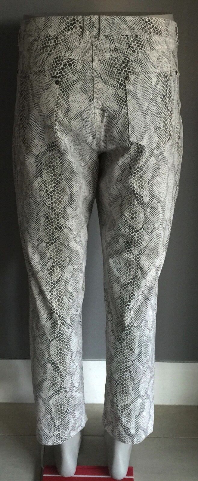 Size 16 Jeans AGENDA WOMAN Pants Python Snake Print Stretch Straight Gorgeous