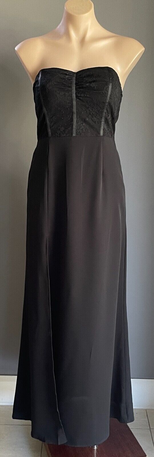 SWEAT POT Gown Dress  Black Strapless Lace Bodice Size 12 A-Line Long Slit Front