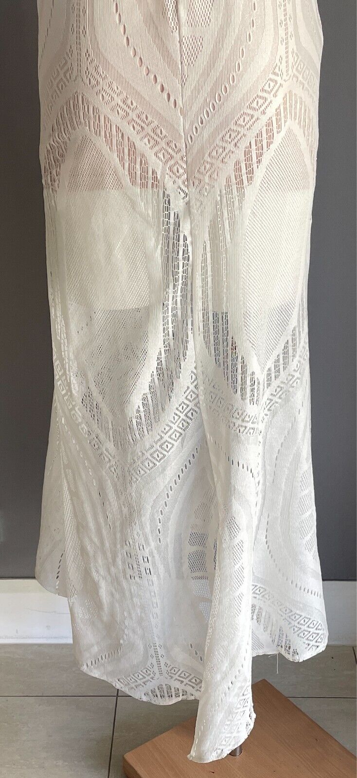 SHAREEN COLLECTIONS White Lace Cutout & Blush Sleeveless Gown Size 8 Split Front