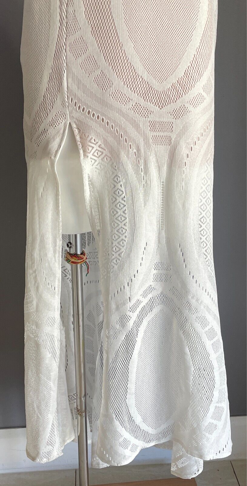 SHAREEN COLLECTIONS White Lace Cutout & Blush Sleeveless Gown Size 8 Split Front
