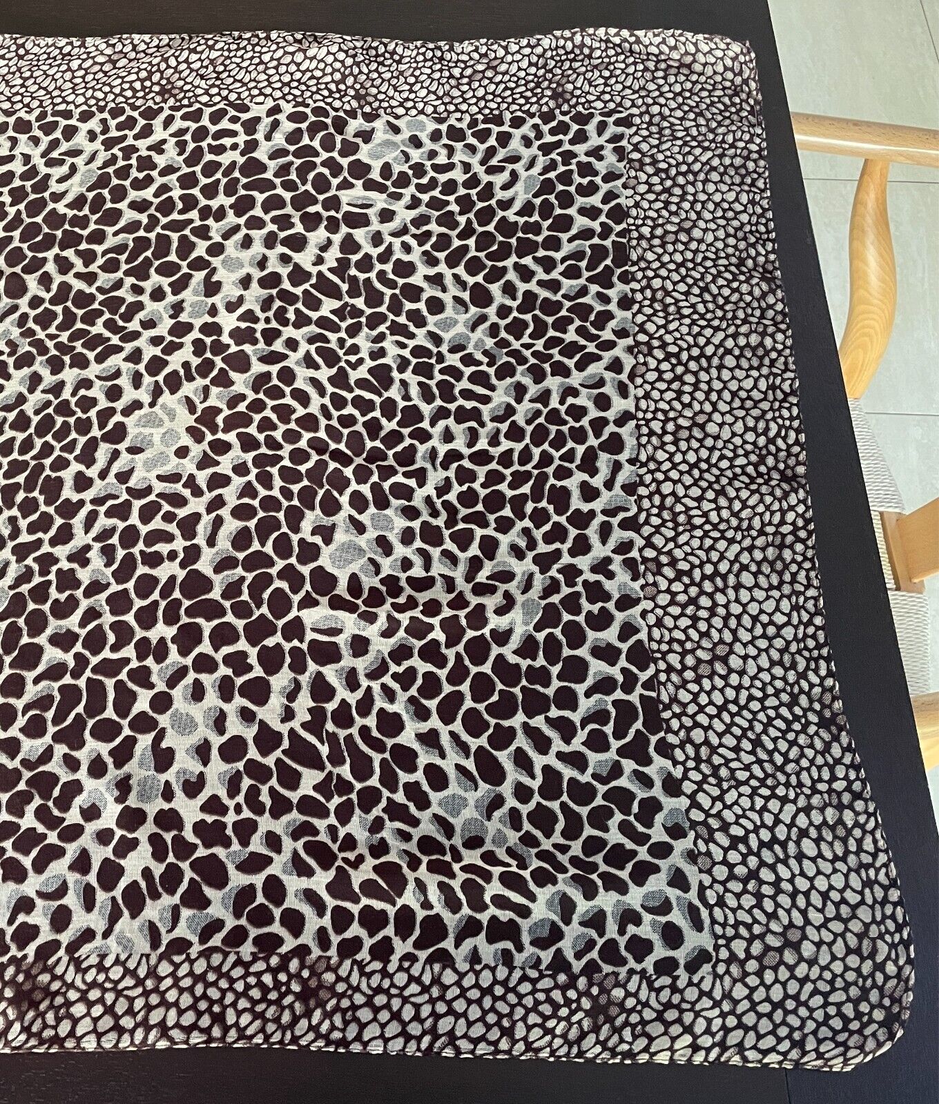 Large Neck SCARF Brown & Beige Giraffe Animal Rectangle Wrap Shawl Lightweight