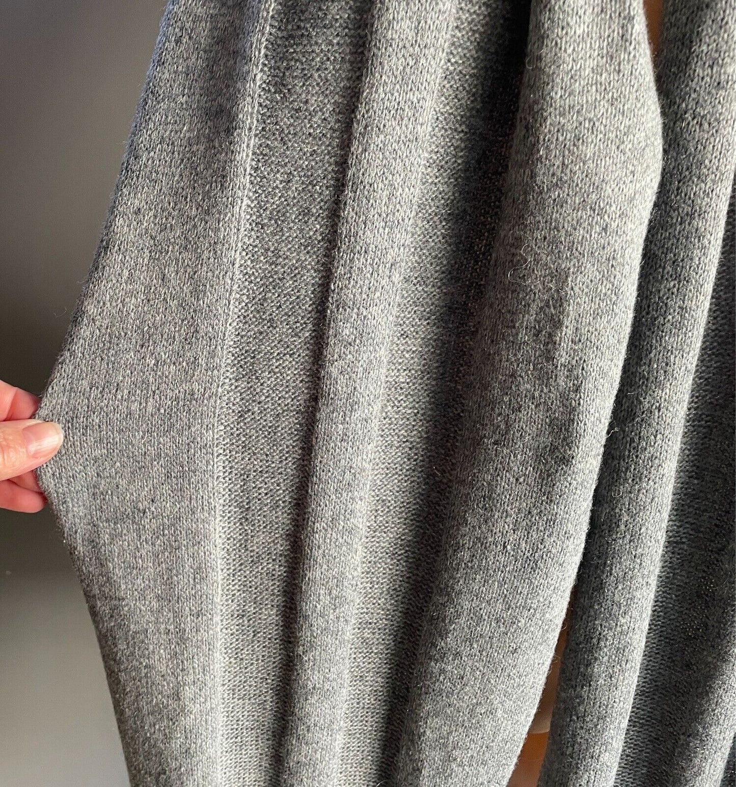 Grey Wool Blend Knit Scarf Rectangle Shape Pocket At Each End