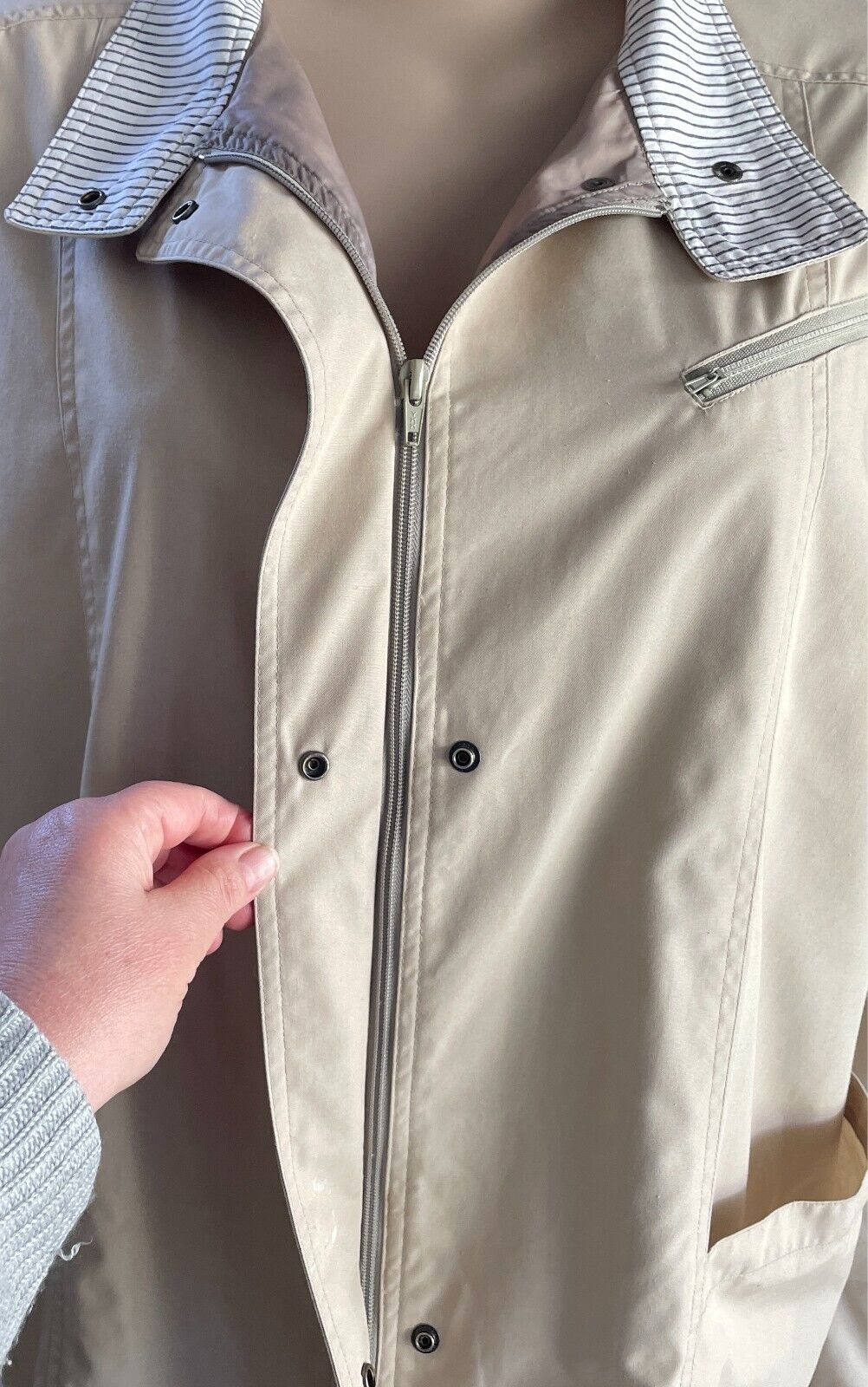 ICELANDIC Beige Water Repellent Jacket Plus Size 18 Adjustable Sleeves Vintage