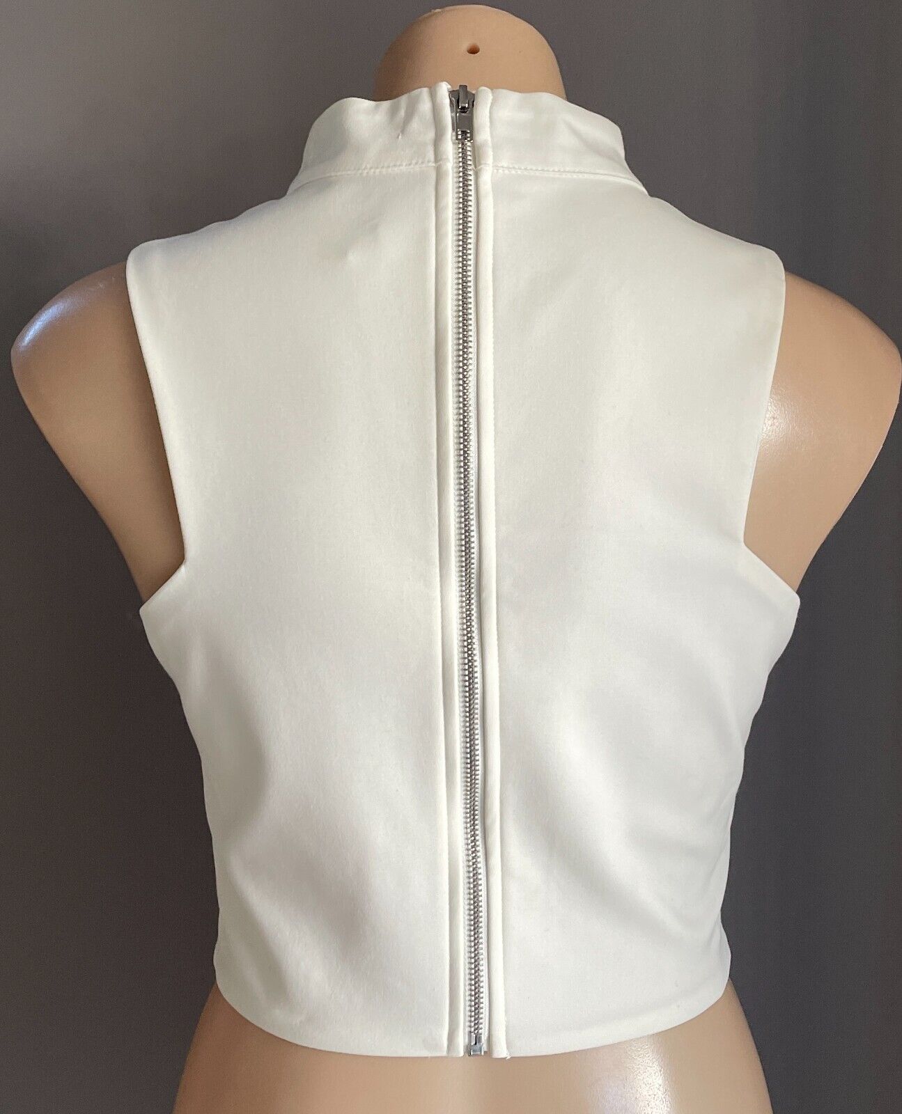 MYTH CONCEPTION Off White Choker Neck Crop Top Size M 10 Deep V Neck NEW