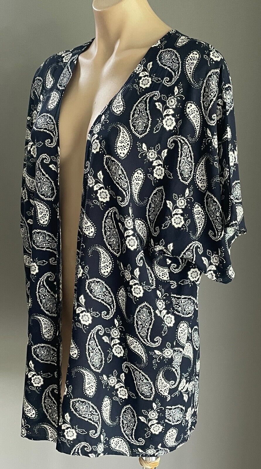 ICE FASHION Kimono Open Jacket Navy White Paisley Short Sleeve Size M 12 NEW