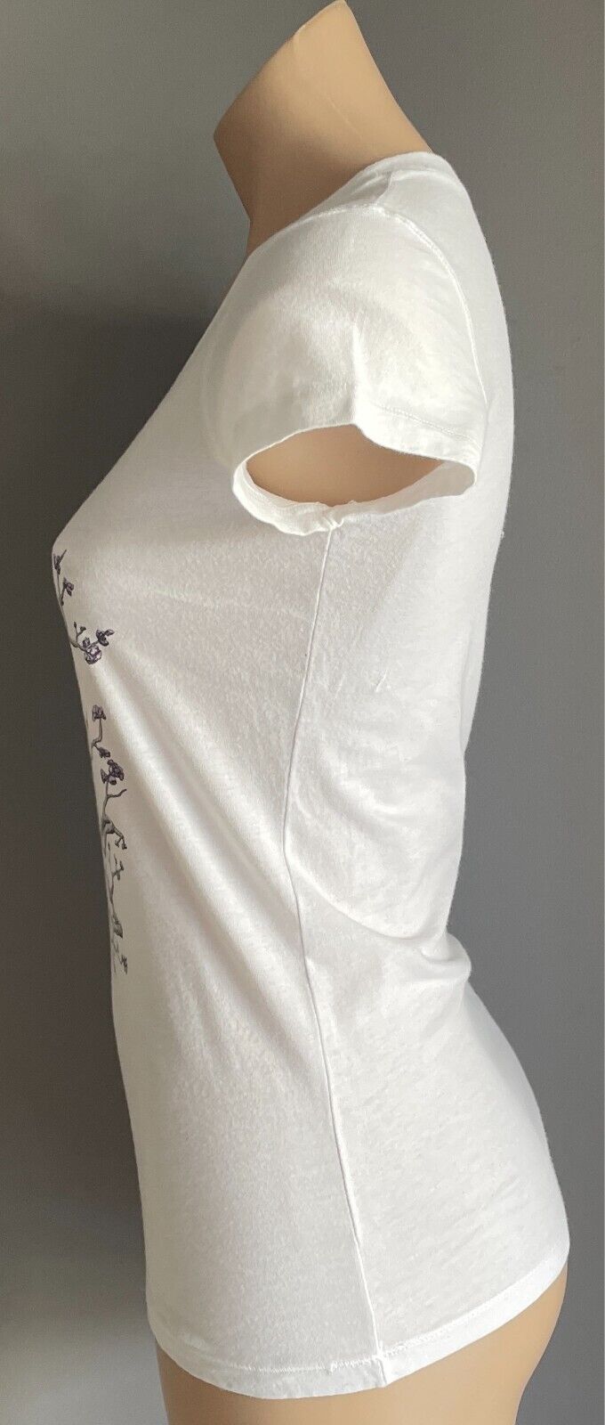 BELLA + CANVAS White V Neck Sh/Sleeve Top Cotton Torso Branch Graphic Size S 10