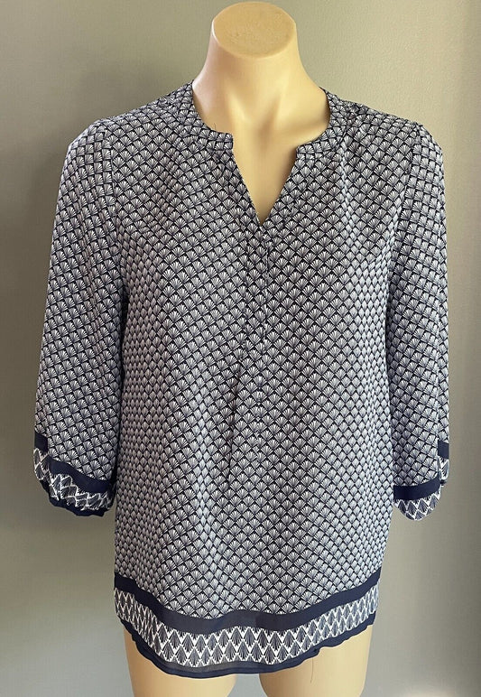 VIOLET + CLAIRE Top Blue & White Print 3/4 Sleeve Tunic Size S 10 Gorgeous NEW
