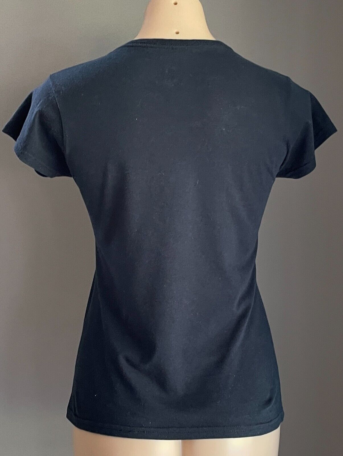 GILDAN Tee Navy Blue "The Assassins" Cotton T-Shirt Top Size M 10  Short Sleeve