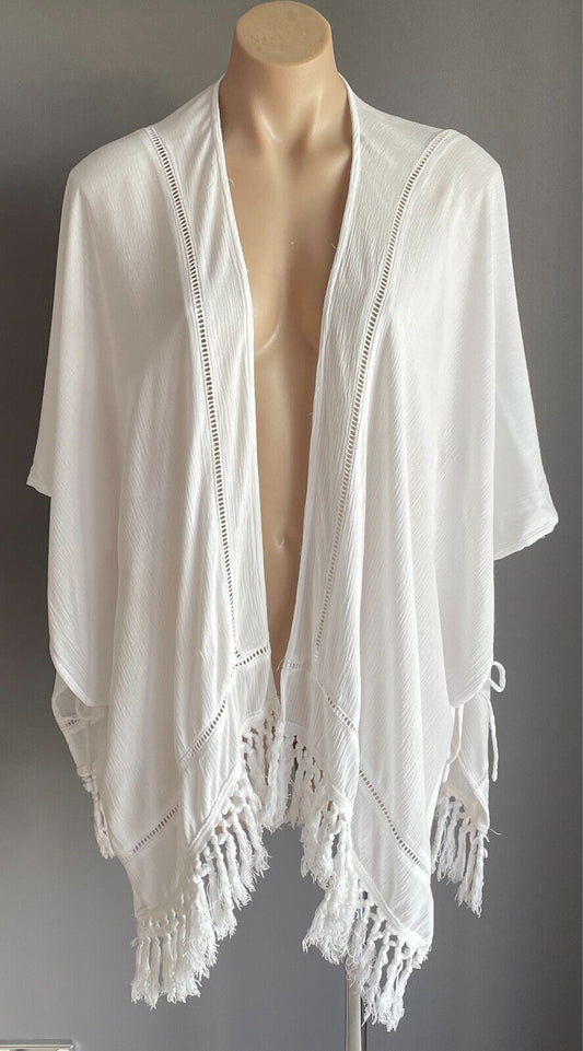 MIA Kimono Beach Cover White Lightweight Size M 12 Side Tie Fringe Ladder Lace