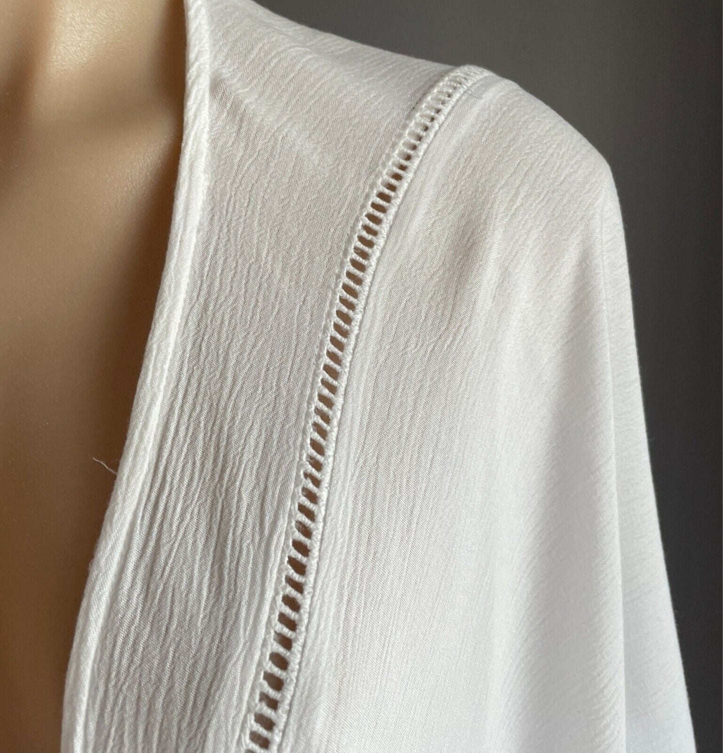 MIA Kimono Beach Cover White Lightweight Size M 12 Side Tie Fringe Ladder Lace