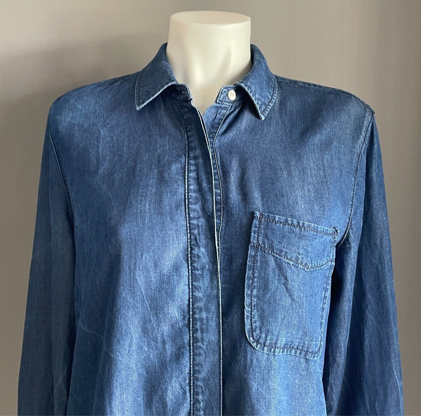 COUNTRY ROAD Indigo Rinse Tencel Shirt Button Front Size S 8 Long Sleeves