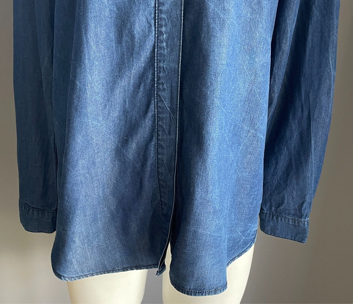 COUNTRY ROAD Indigo Rinse Tencel Shirt Button Front Size S 8 Long Sleeves