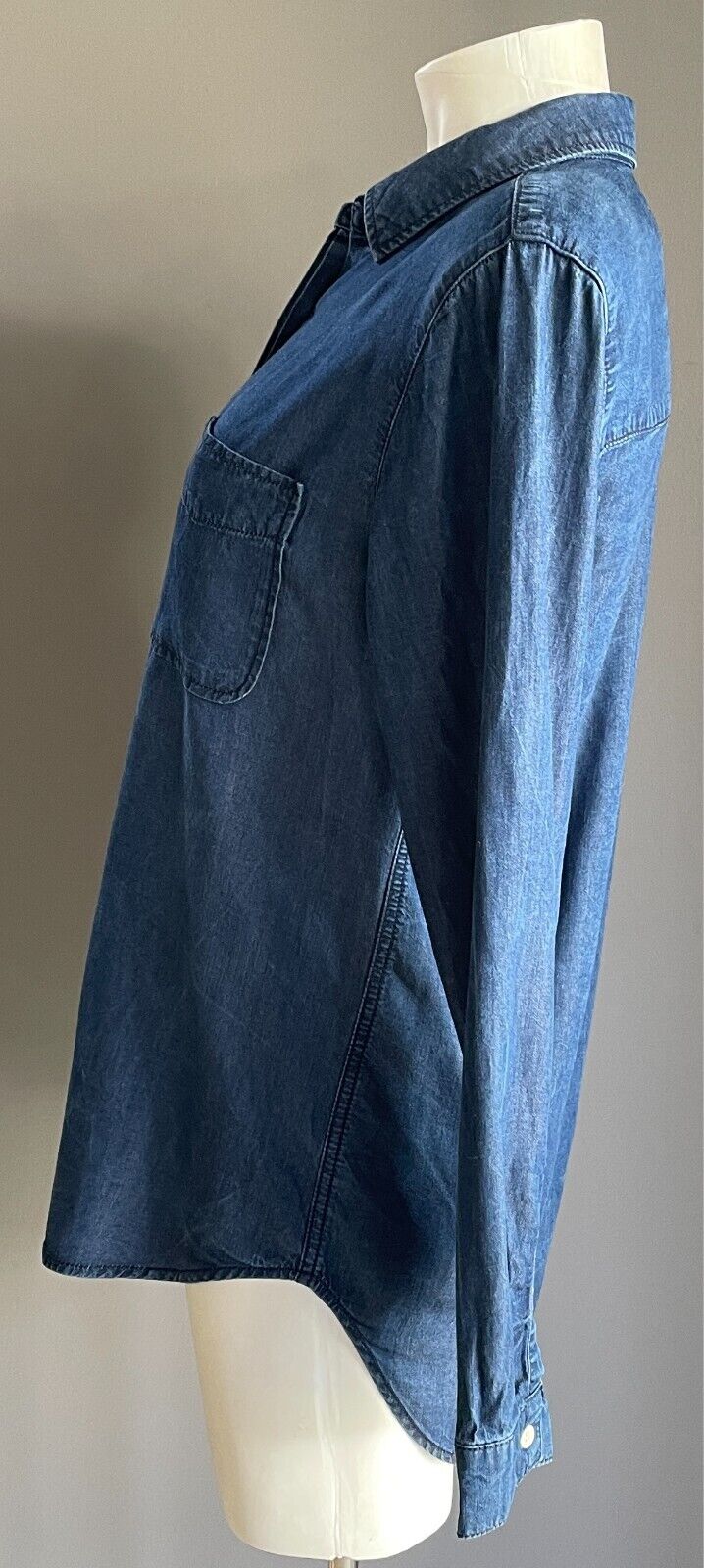 COUNTRY ROAD Indigo Rinse Tencel Shirt Button Front Size S 8 Long Sleeves