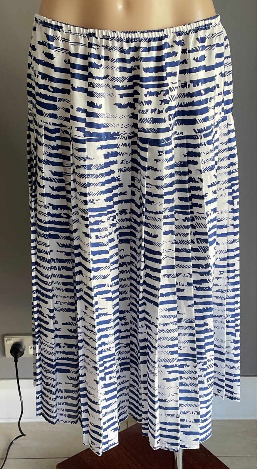 NEW DEPARTURES Blouse & Skirt 2 Piece Suit Blue & White Print Size 16