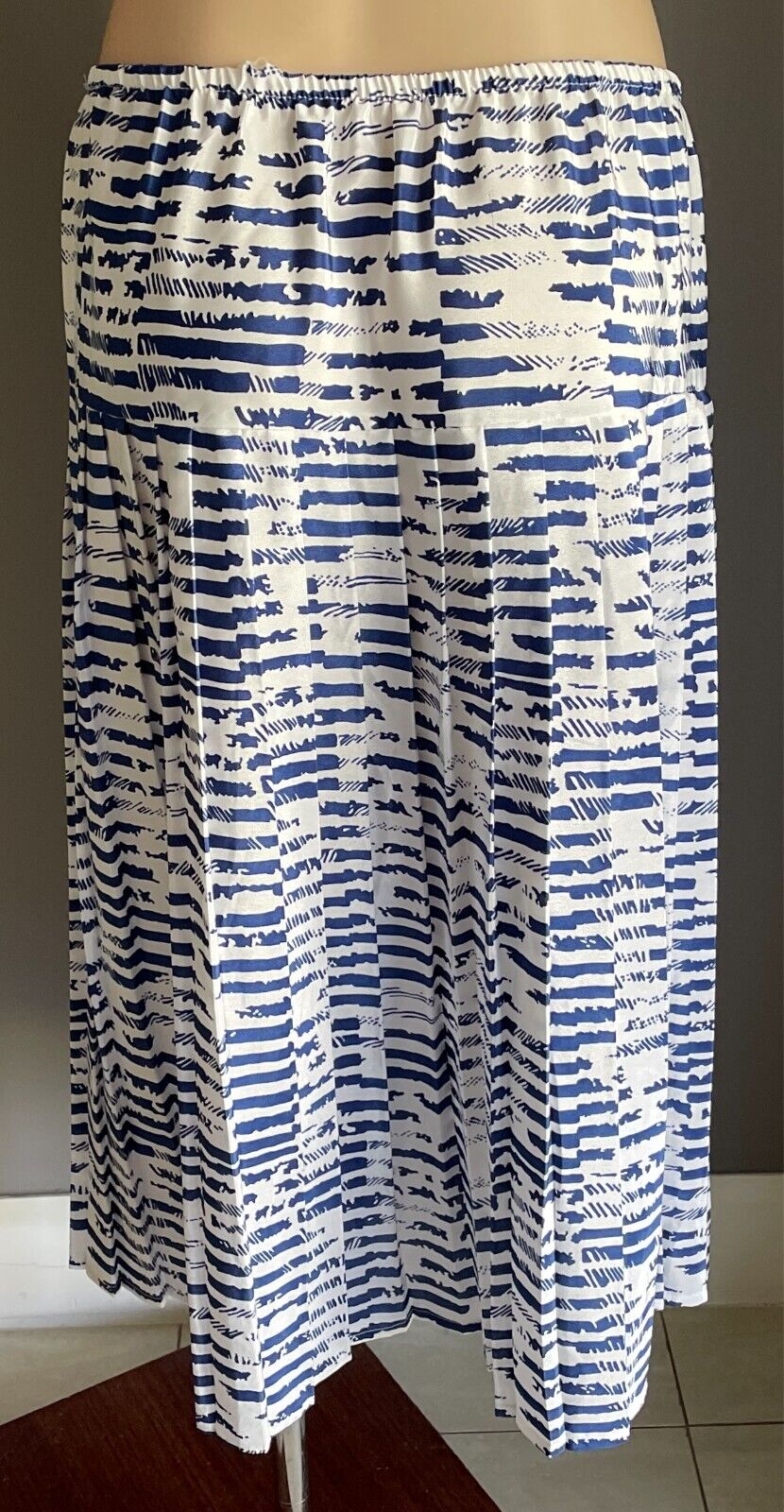 NEW DEPARTURES Blouse & Skirt 2 Piece Suit Blue & White Print Size 16