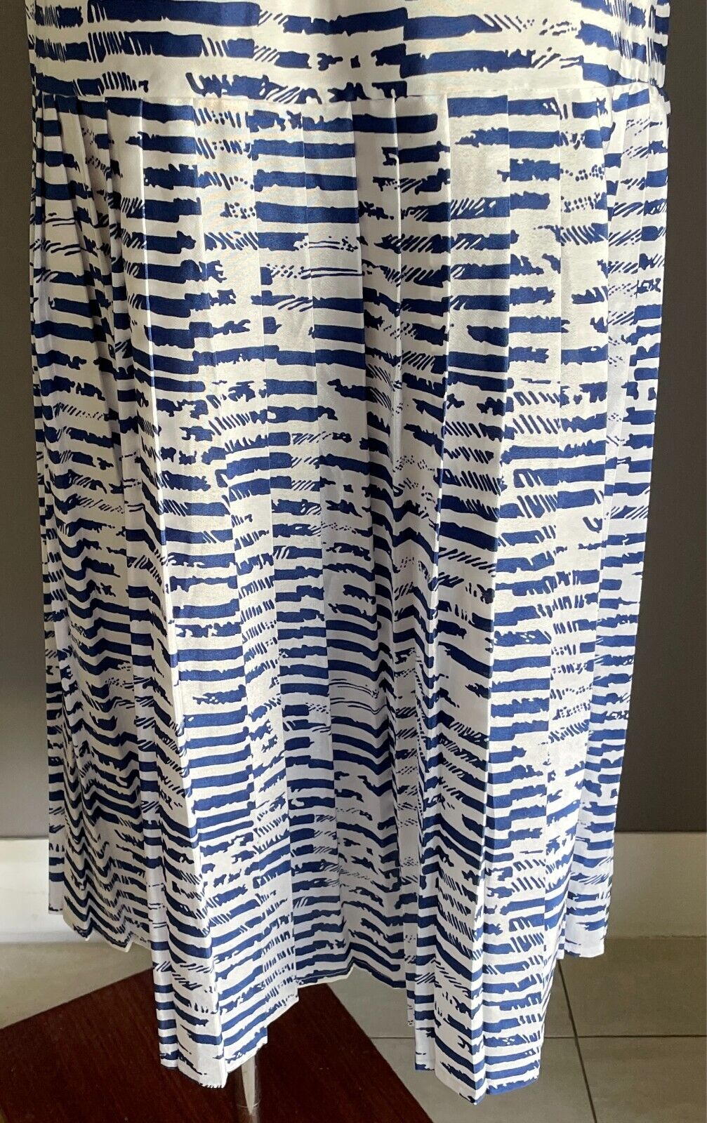 NEW DEPARTURES Blouse & Skirt 2 Piece Suit Blue & White Print Size 16