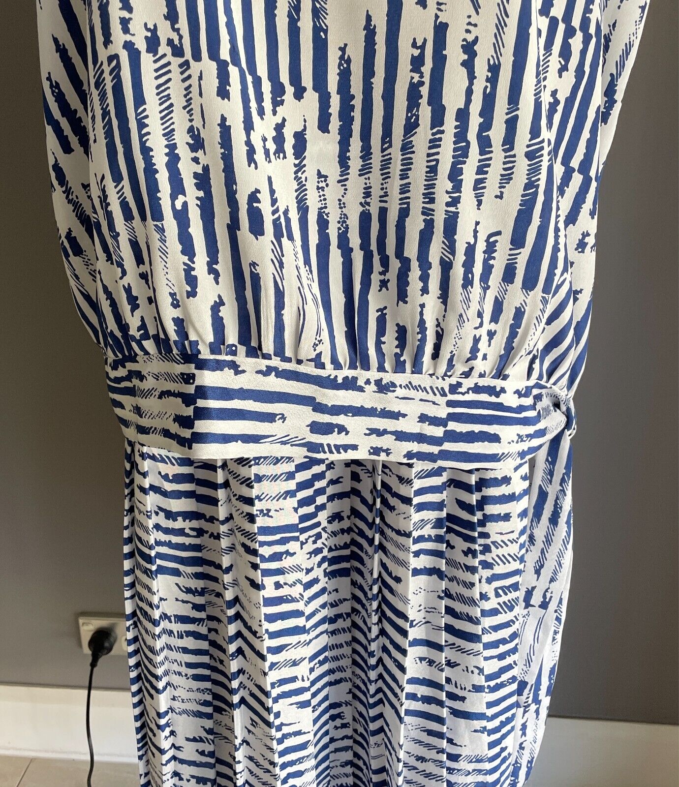 NEW DEPARTURES Blouse & Skirt 2 Piece Suit Blue & White Print Size 16
