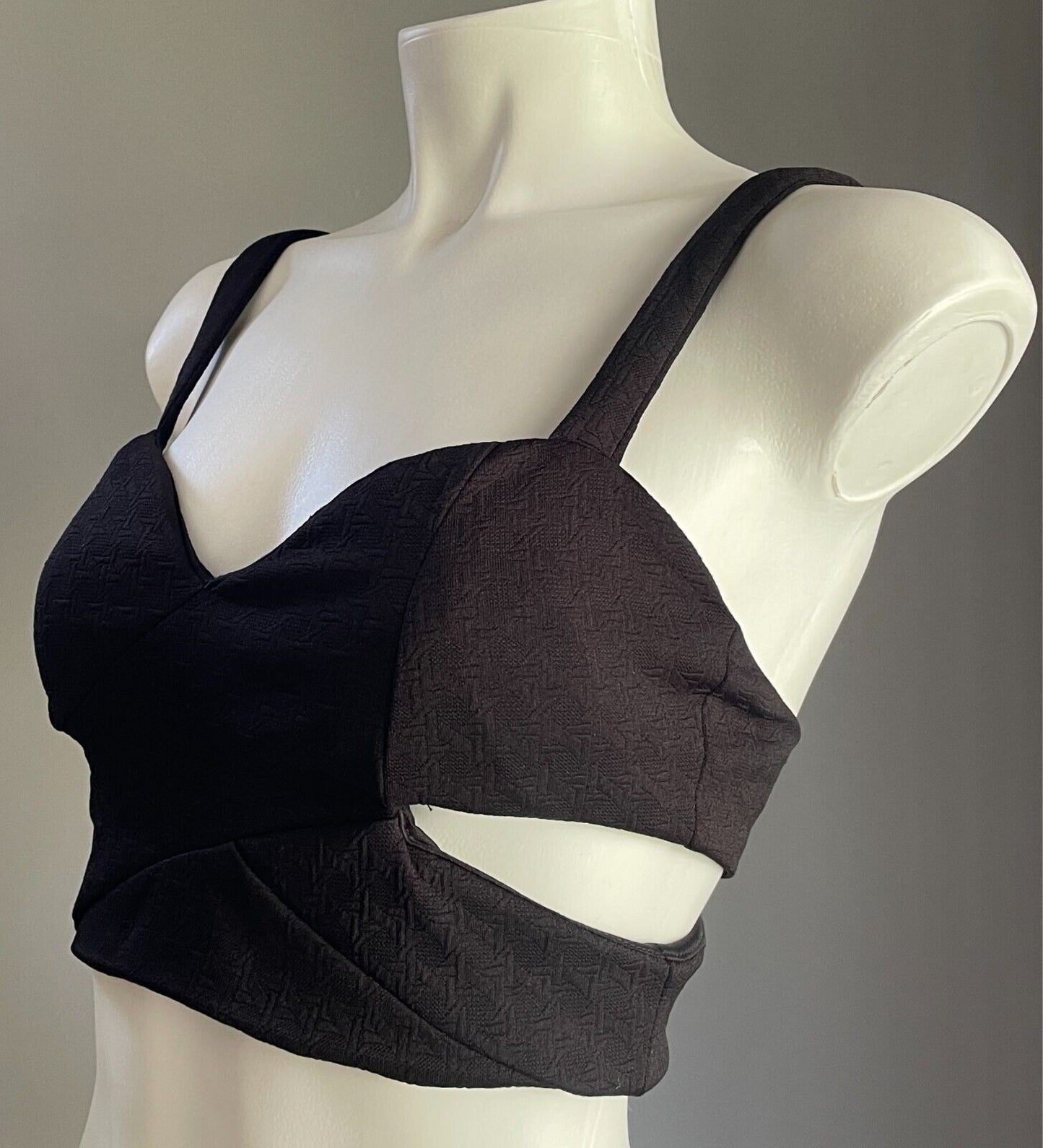 PAPER HEART Top Black Crop Cut Out Sides Bustier Size 6 8 Sleeveless Thin Straps