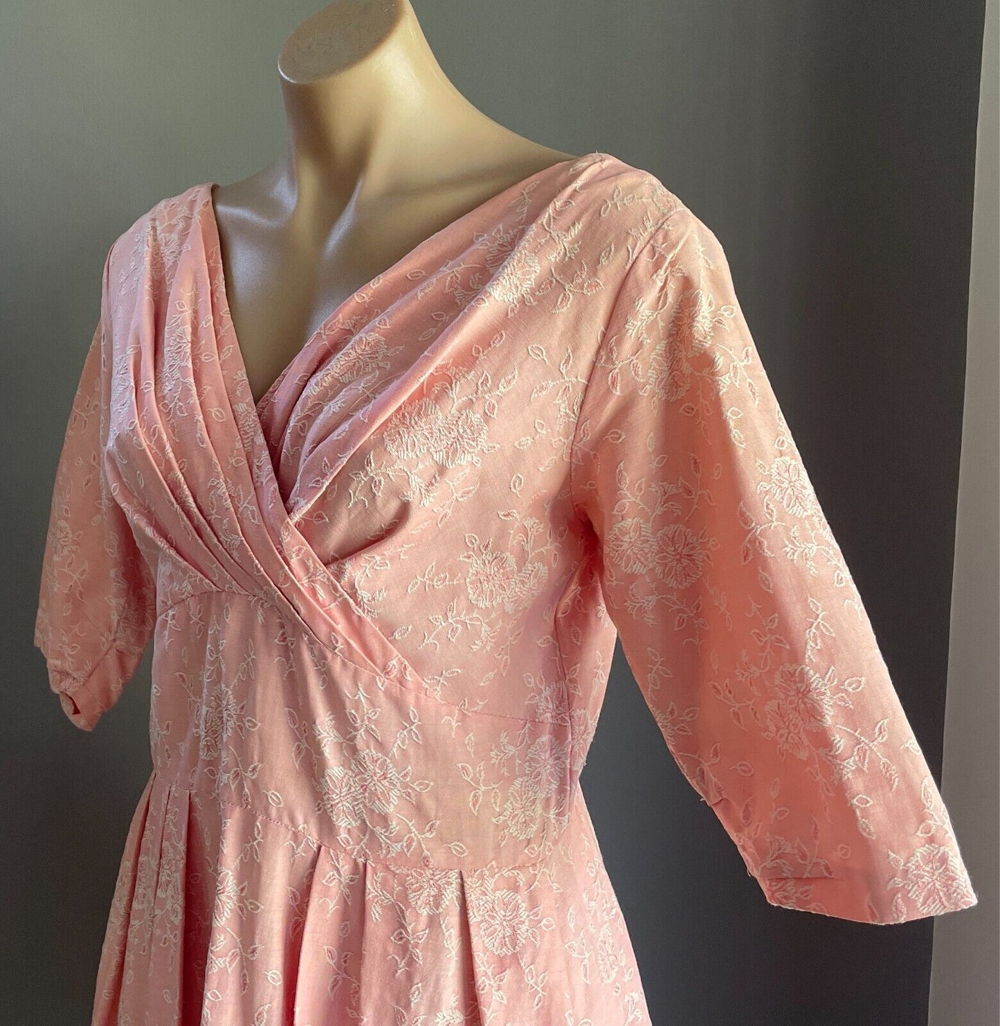 Vintage M BLOCK Pink & White Embroidered Floral 2 Piece Set Dress & Jacket Sz 12