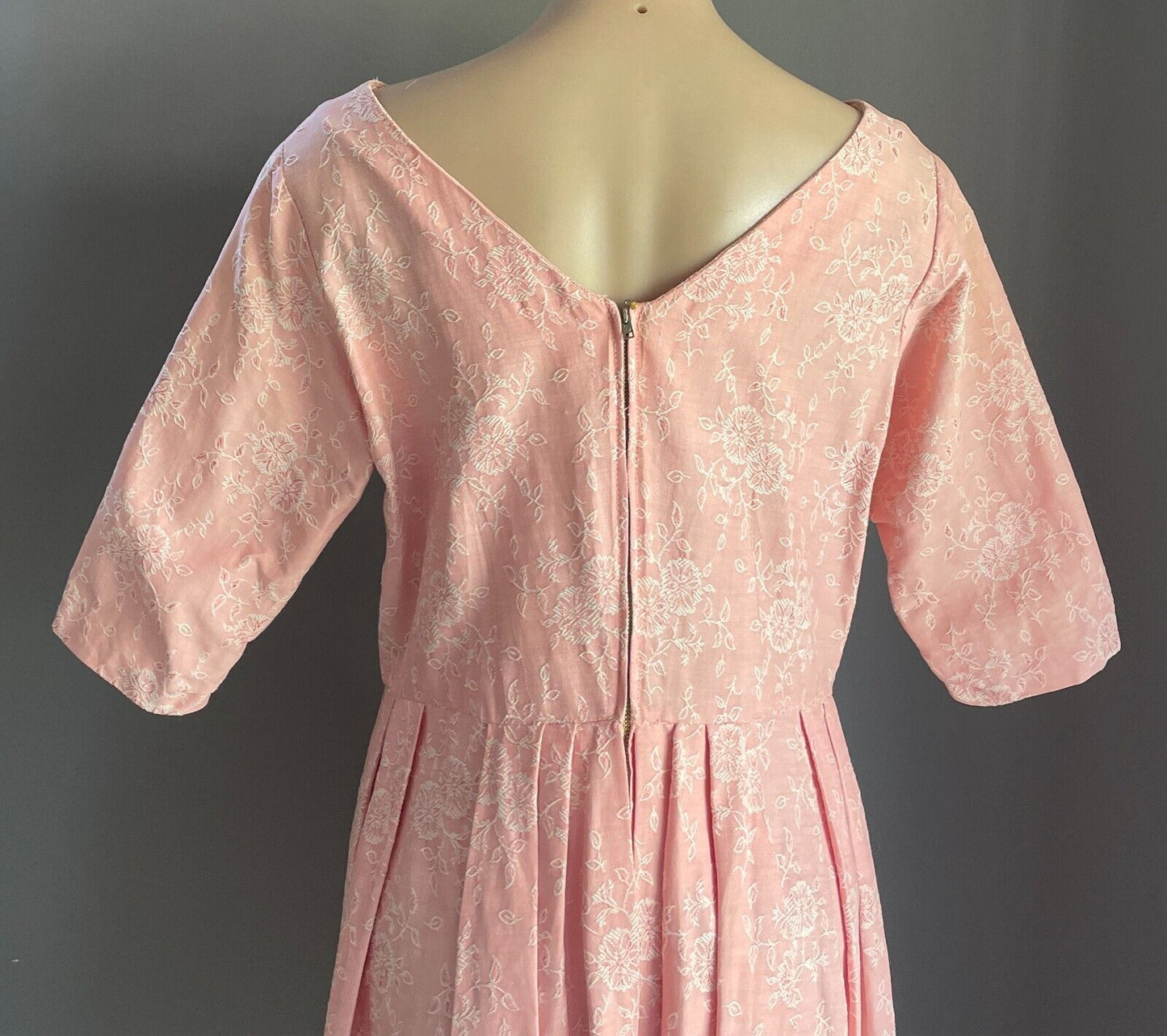 Vintage M BLOCK Pink & White Embroidered Floral 2 Piece Set Dress & Jacket Sz 12