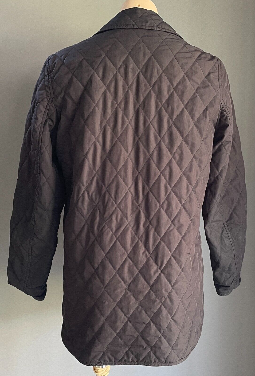 GAP Black Jacket Quilted Puffer Jacket Size M Long Sleeve Lightweight Read Fault