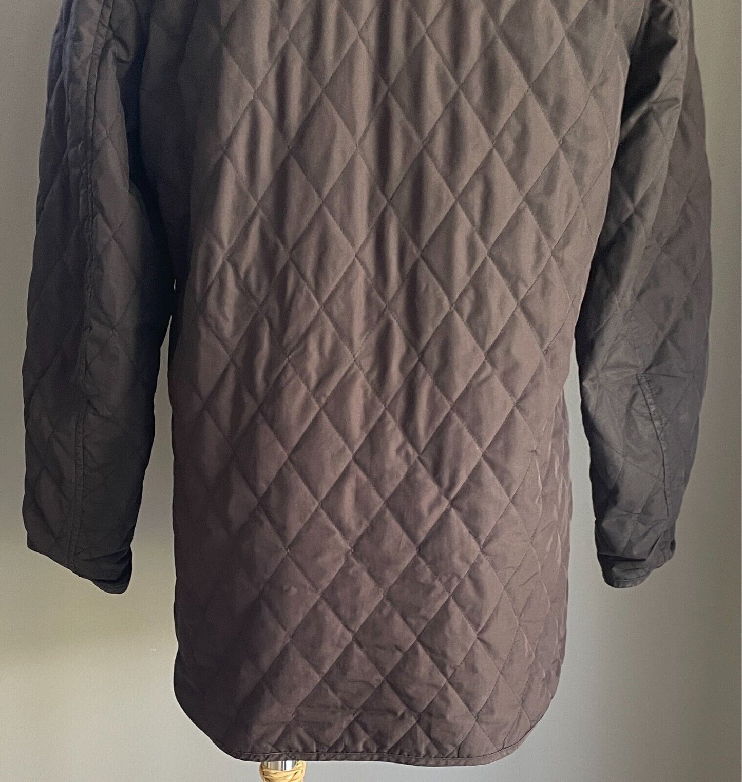 GAP Black Jacket Quilted Puffer Jacket Size M Long Sleeve Lightweight Read Fault