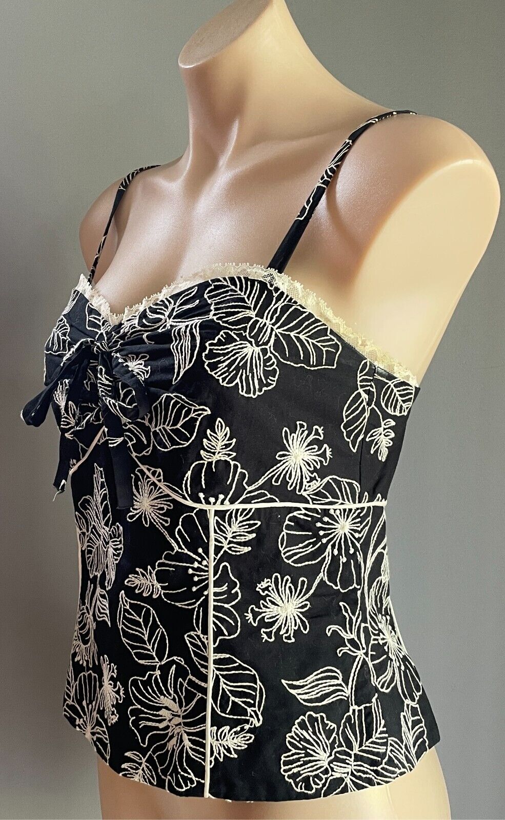 STUDIBAKER Black & White Floral Embroidered Bustier Top Sze 12 Thin Straps Retro