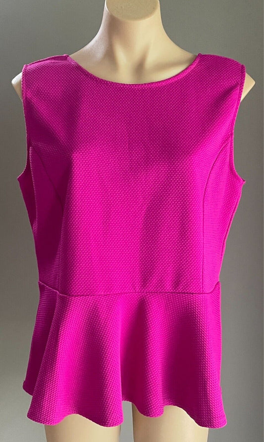 NOW Peplum Top Fuchsia Sleeveless Stretch Size 20 Textured Fabric Notched @ Back