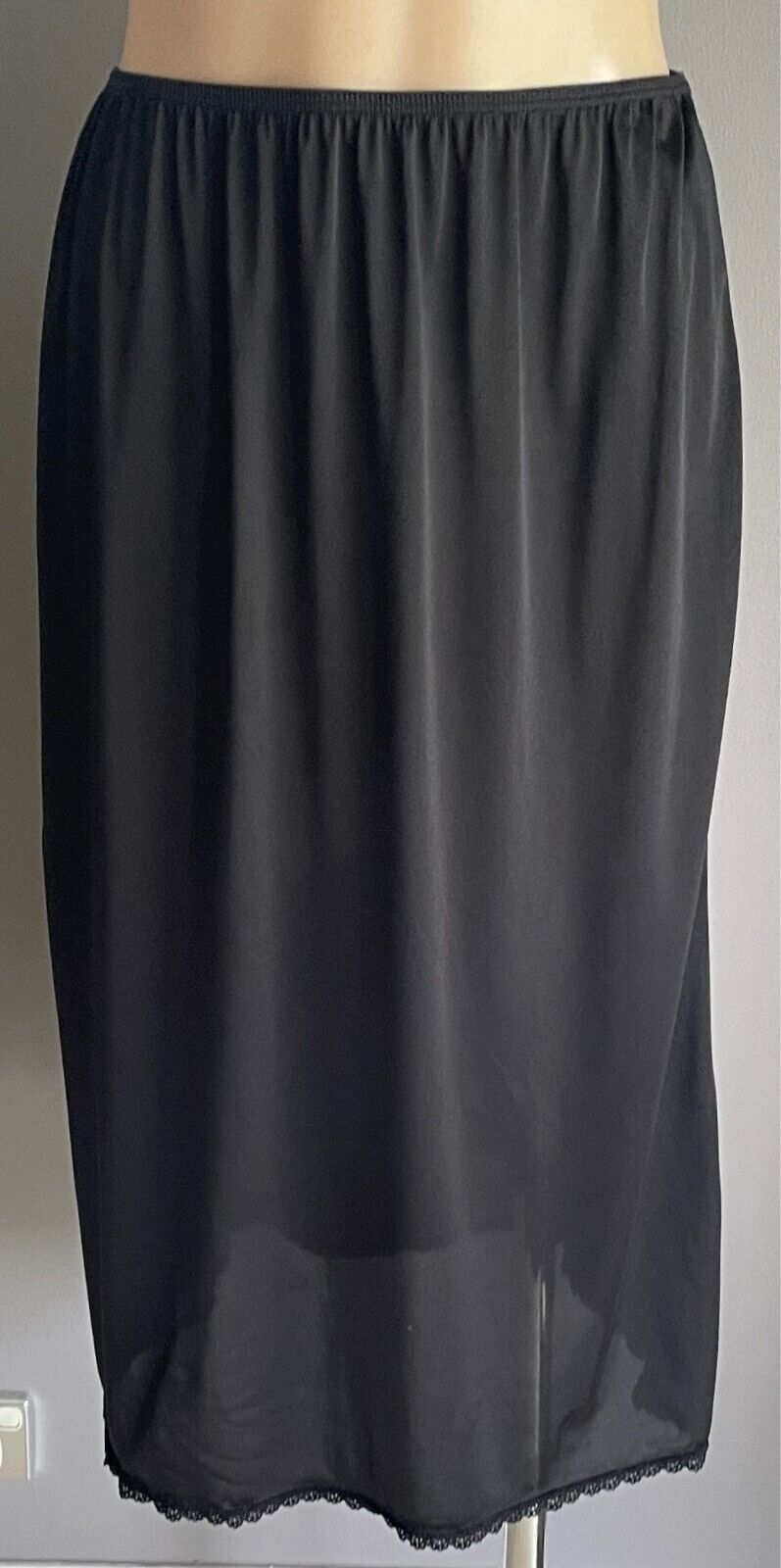 TARGET Black Half Slip Nylon Elastic Waist Size 14 Lace Hem Trim Petticoat