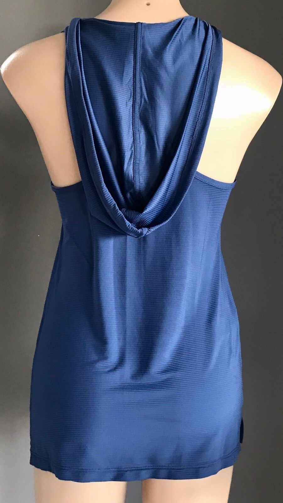 UNIQUELY LORNA JANE Tank Top Hooded Racer Back Blue Gym Training Size S 10 NEW