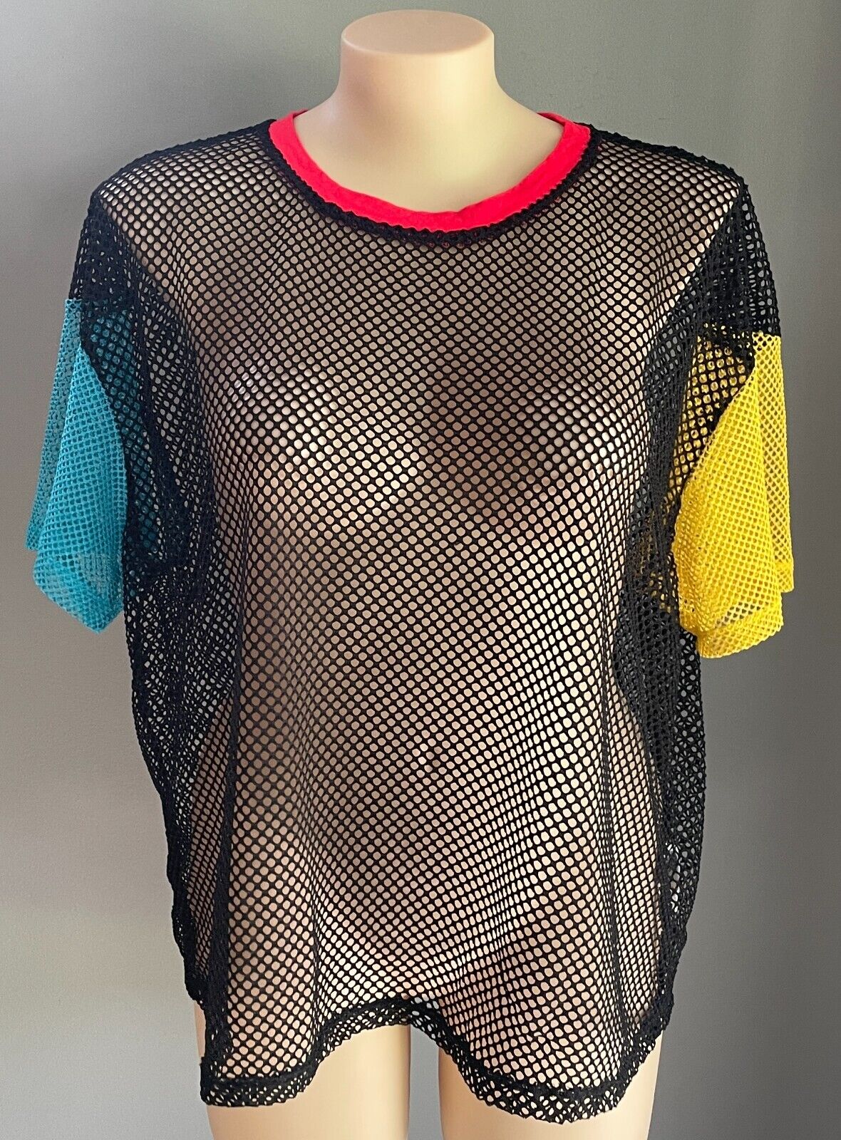 SHEIN CURVE Black Fish Net T-Shirt Yellow & Blue Short Sleeves Size 3XL 22 NEW