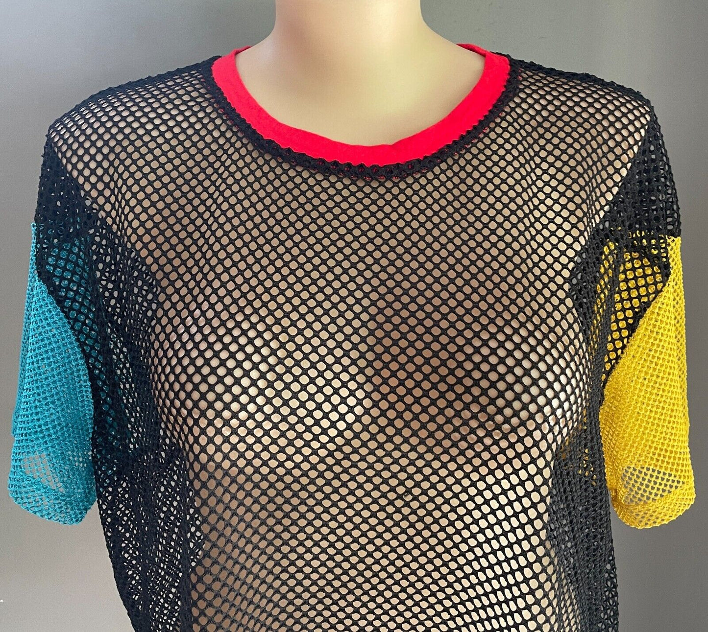 SHEIN CURVE Black Fish Net T-Shirt Yellow & Blue Short Sleeves Size 3XL 22 NEW
