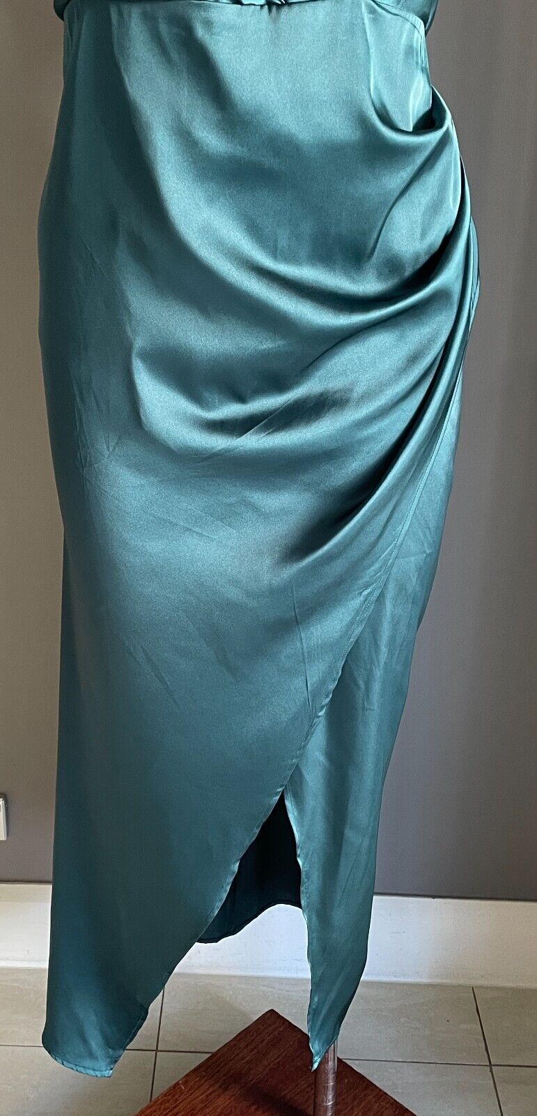 SHEIN CURVE Silky Dress Emerald Faux Wrap Gown Plus Size 3XL 18 Thigh Slit NEW