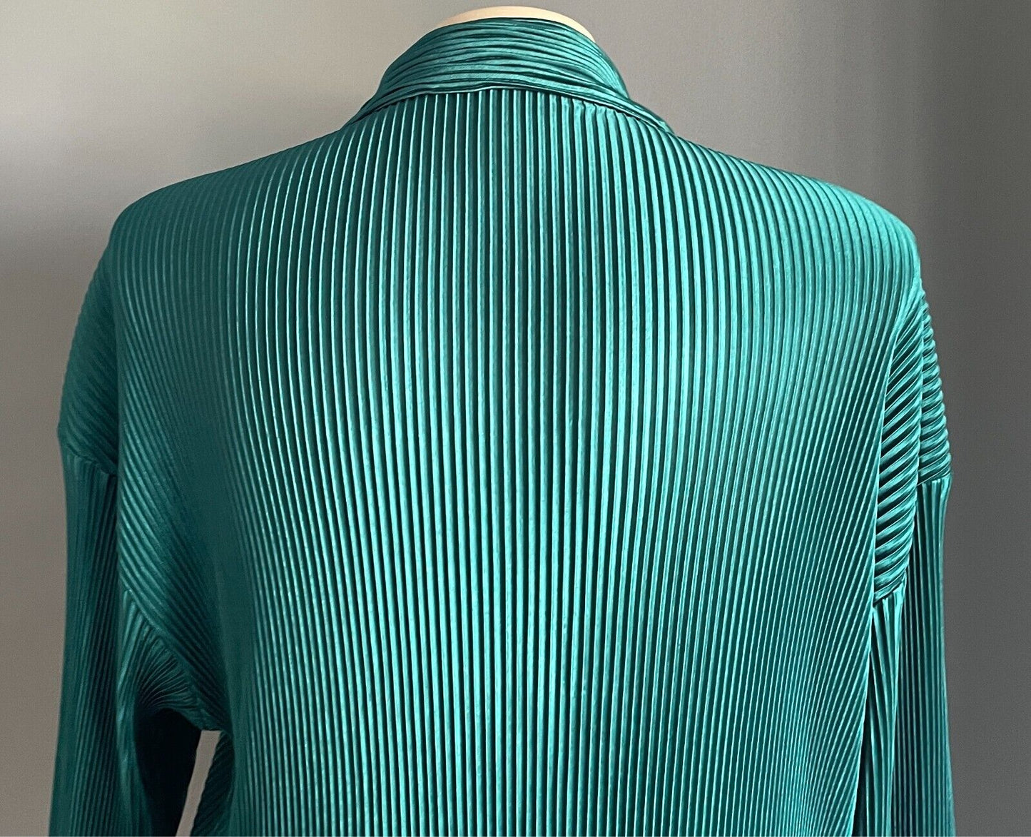 SHEIN CURVE Green Plisse Micro Pleat Blouse Size 3XL 22 Button Up Long Sleeves