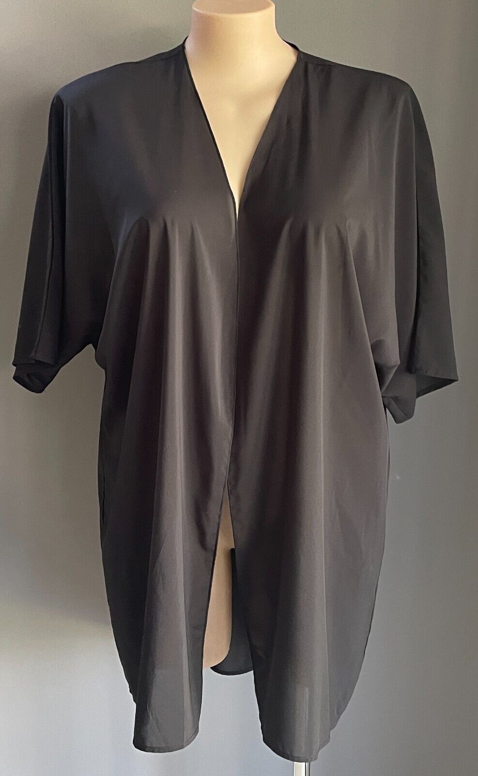 SHEIN CURVE Duster Jacket Black Short Sleeve Kimono Size 2XL 20 Polyester Fabric