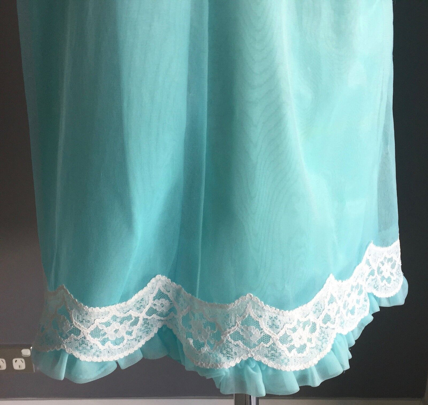 Bri Nylon Nightie Size 16 18 Blue Net & White Lace Sleeveless Vintage 1960s