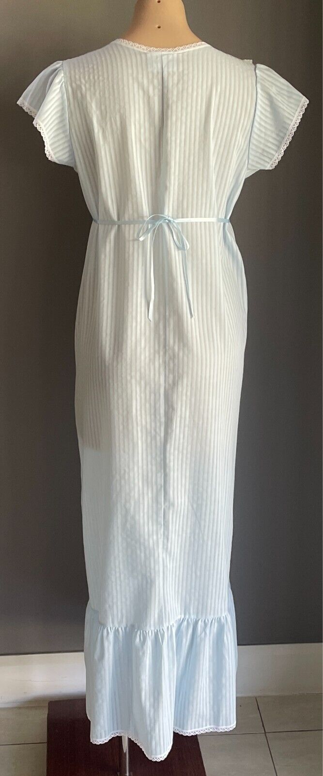 SUSSAN Nightie Vintage Light Blue Size 12 Cotton Blend Lace Trim Tie Back Waist