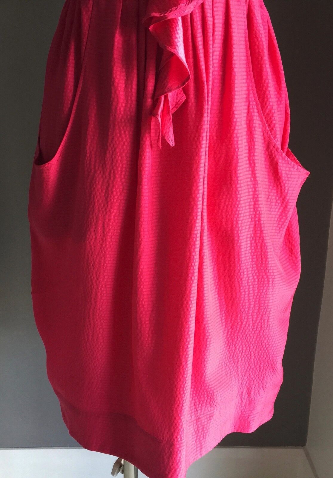 SUSSAN Silk Dress Ruffle Neck Knee Length Fuchsia Pink Ladies Size 12 NEW