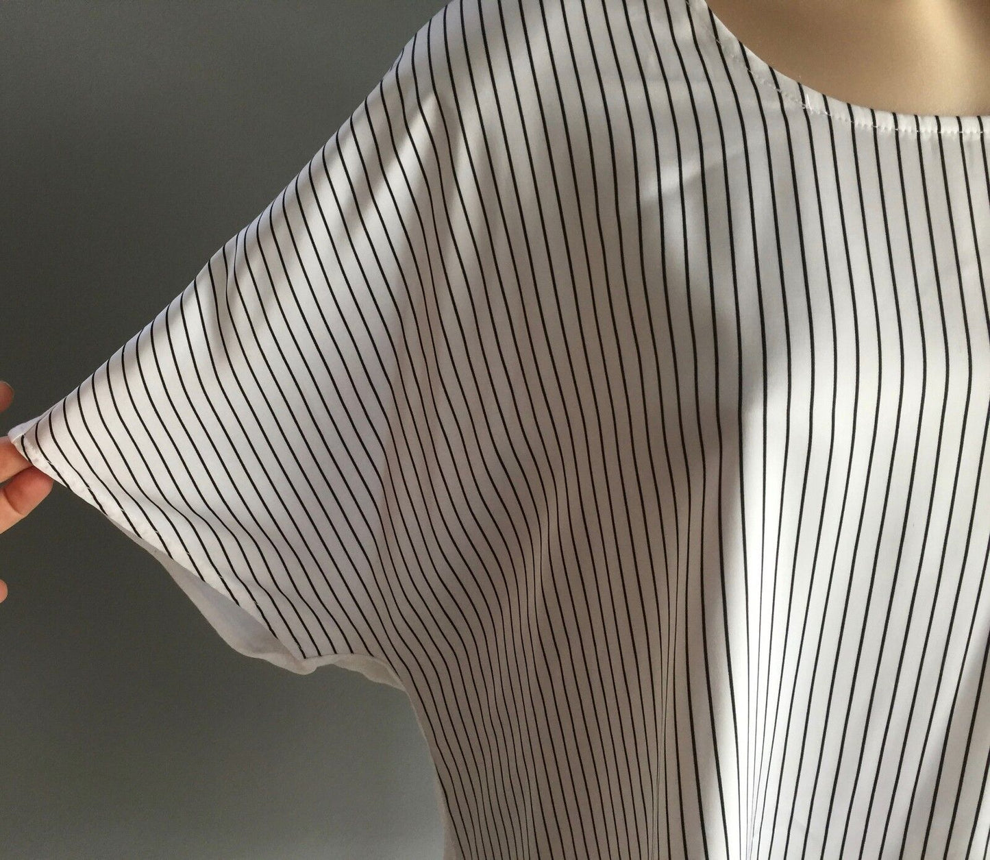 SUSSAN Top White Black Stripe Short Sleeve Oversize Blouse Tee Size XXL 18 NEW