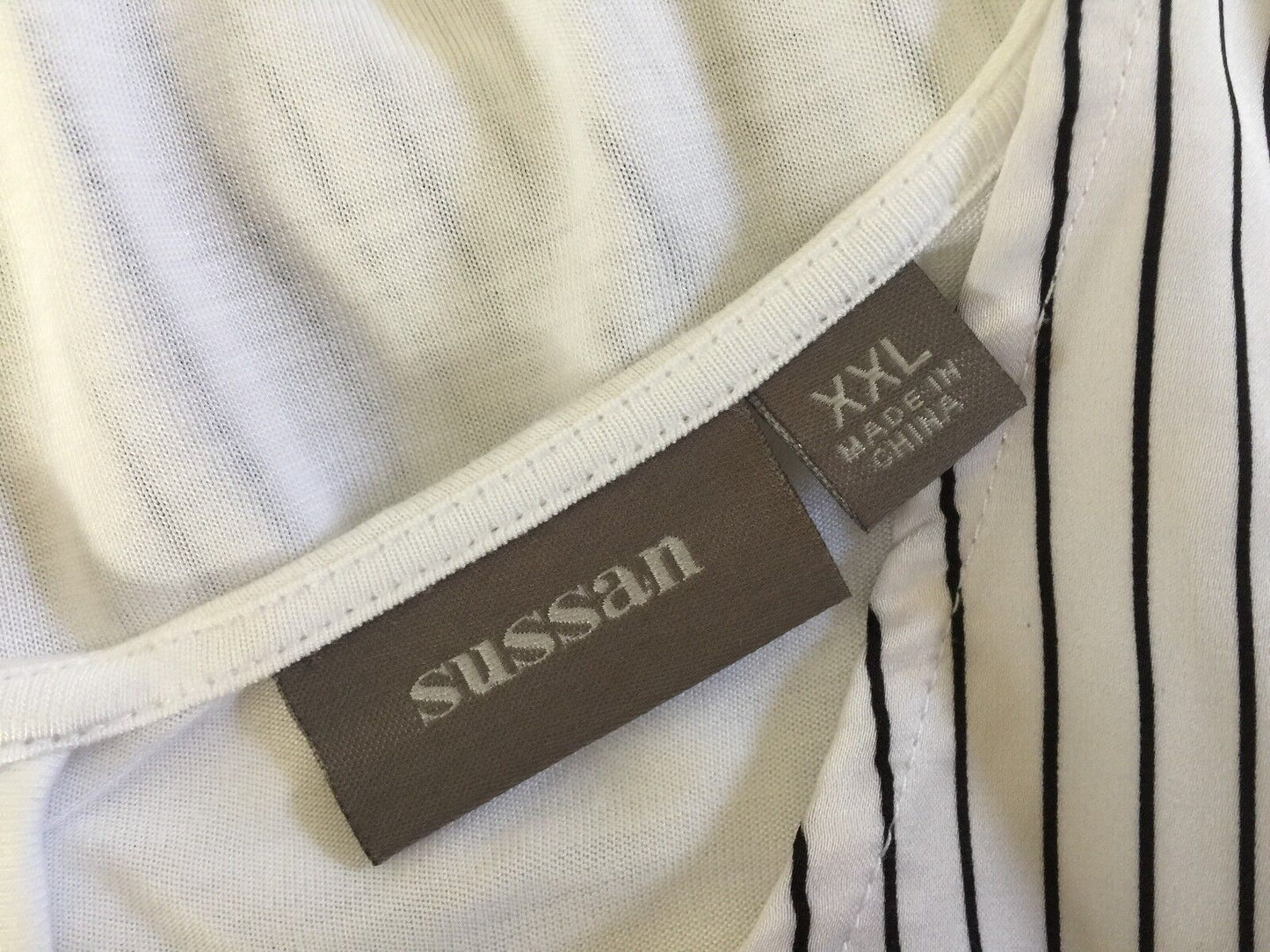 SUSSAN Top White Black Stripe Short Sleeve Oversize Blouse Tee Size XXL 18 NEW