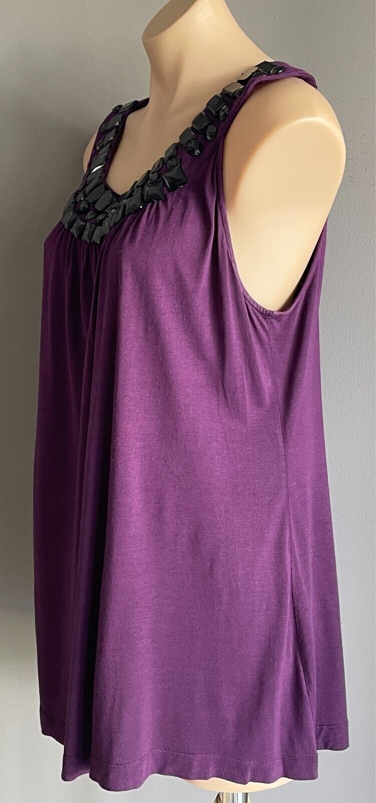 SUSSAN Top Purple & Black Cut Large Beaded Trim Sleeveless Tunic Size XL 12 14