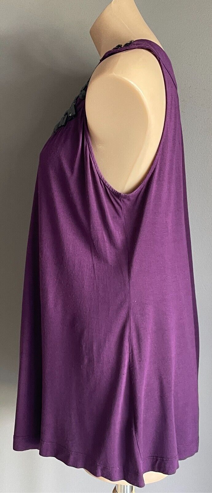 SUSSAN Top Purple & Black Cut Large Beaded Trim Sleeveless Tunic Size XL 12 14